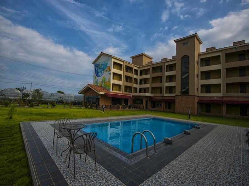 Famille Spa Resort Seogwipo Ngoại thất bức ảnh