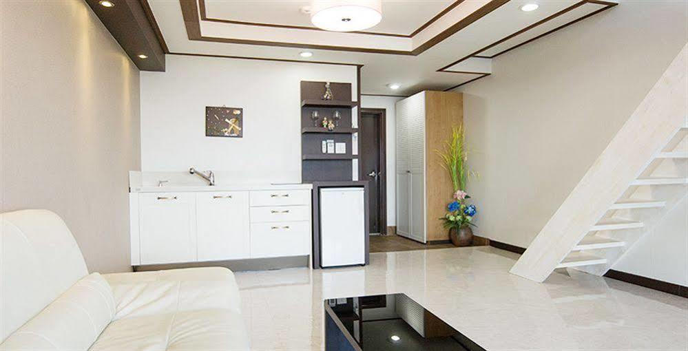 Famille Spa Resort Seogwipo Ngoại thất bức ảnh