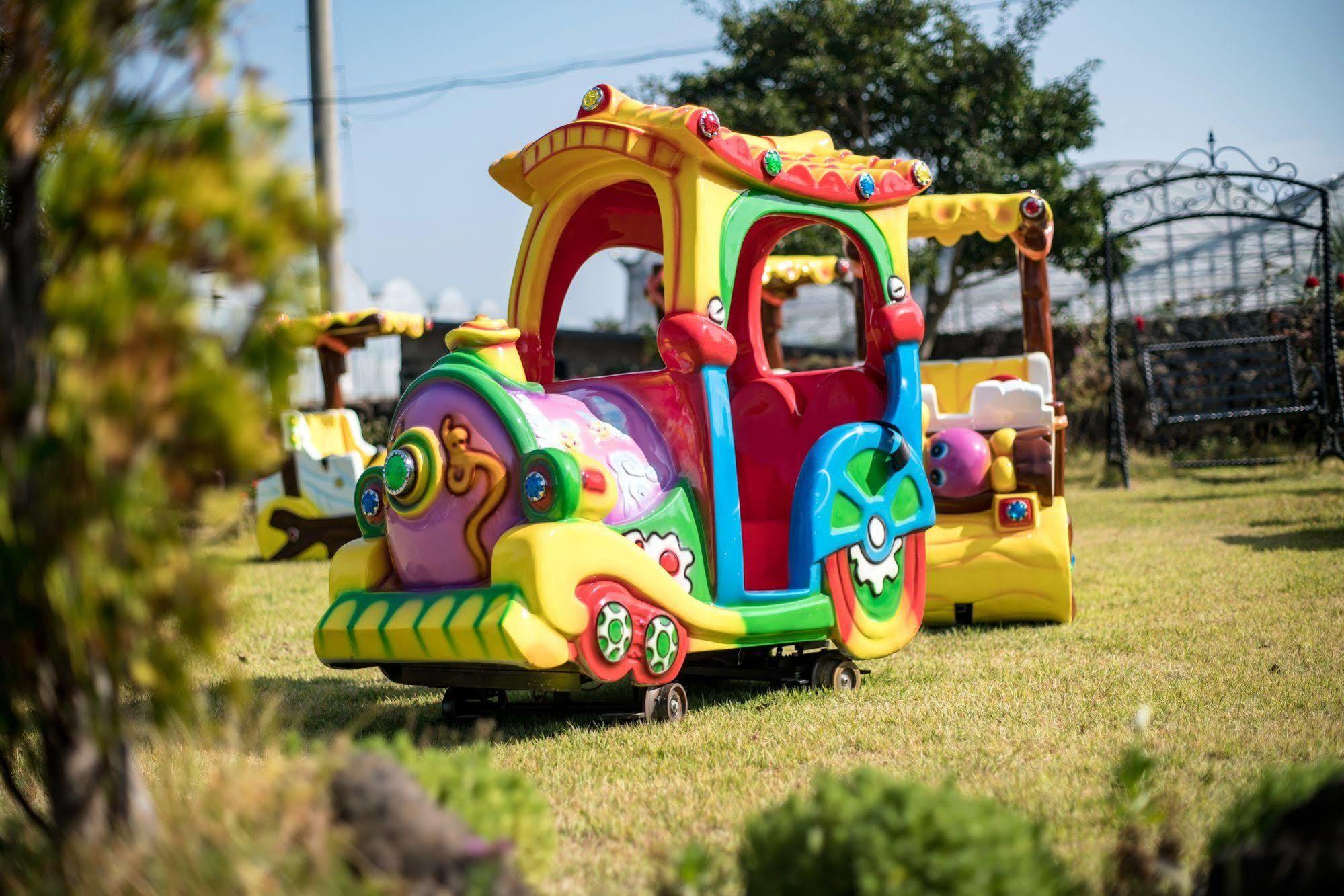 Famille Spa Resort Seogwipo Ngoại thất bức ảnh