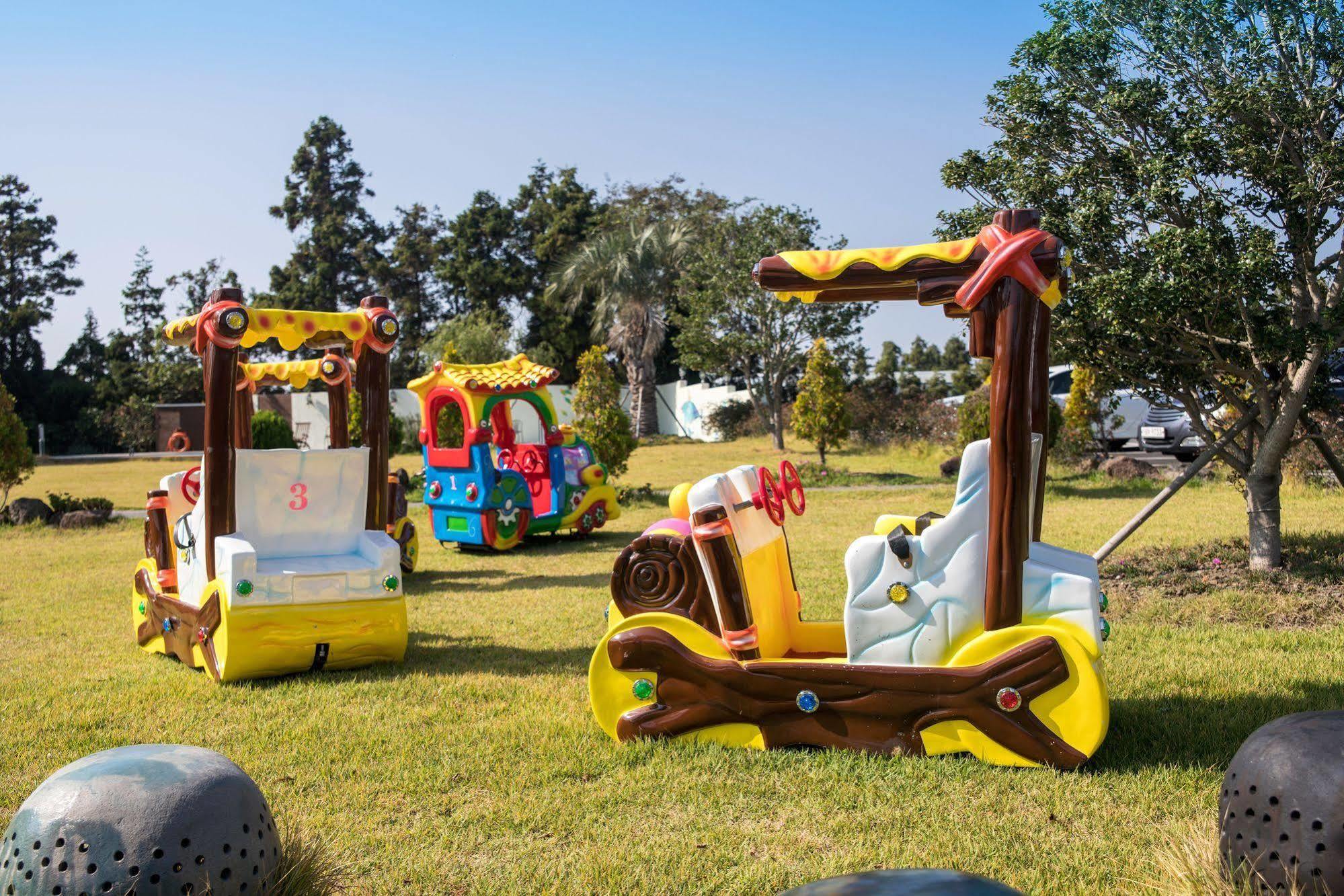 Famille Spa Resort Seogwipo Ngoại thất bức ảnh