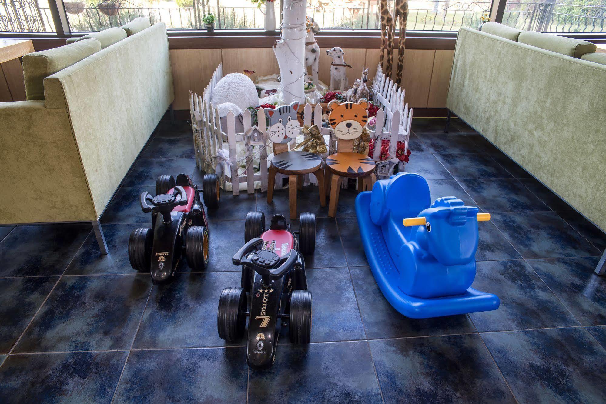 Famille Spa Resort Seogwipo Ngoại thất bức ảnh