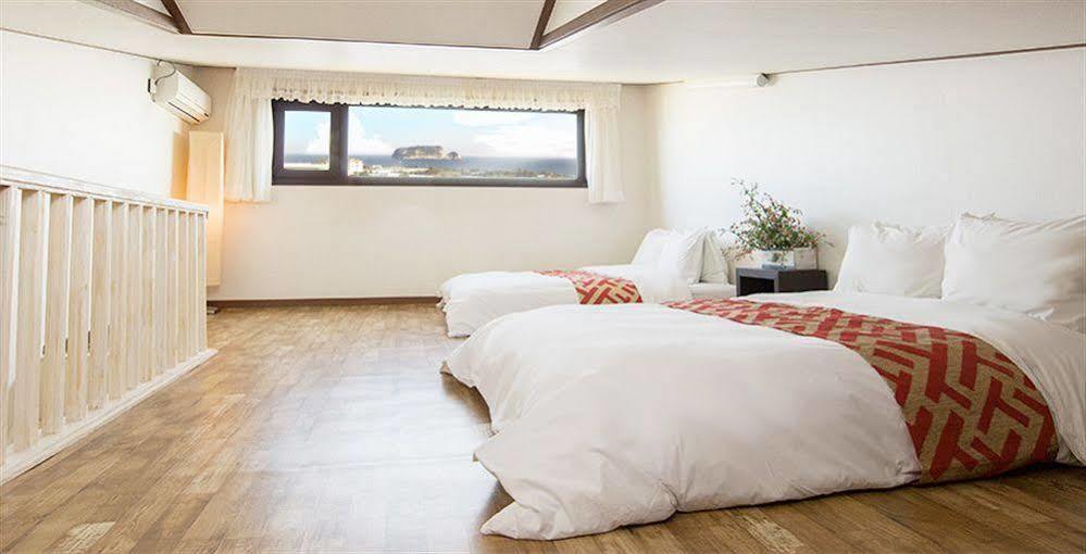 Famille Spa Resort Seogwipo Ngoại thất bức ảnh